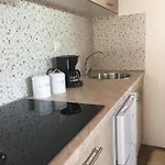 Apartman Genari Beach Apartments Garden View House With Partial Sea View *