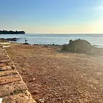 Genari Beach Apartments Garden View House With Partial Sea View Apartman *