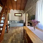 Genari Beach Apartments Garden View House With Partial Sea View Apartman *