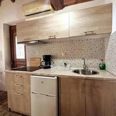 Apartment Genari Apartments-dream Garden House *