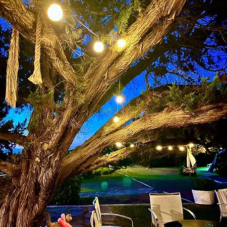 Genari Garden View Retreat Apartment