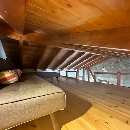 Genari Garden View Retreat Apartment Korakochori