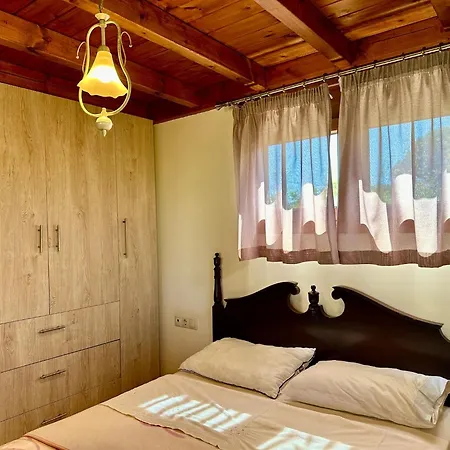 Apartment Genari Garden View Retreat Korakochori