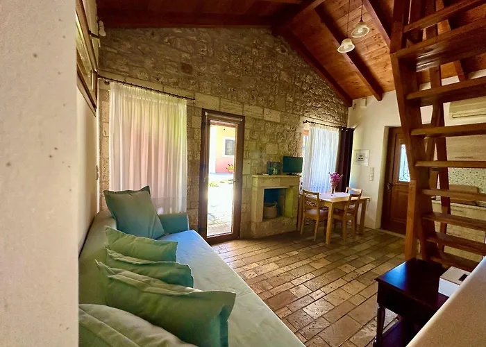 Апартаменты Genari Garden View Retreat Korakochori