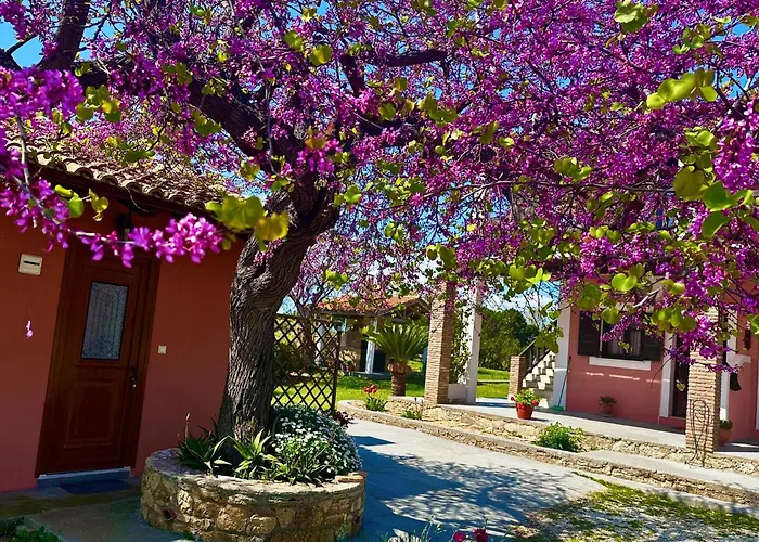 Genari Garden View Retreat *