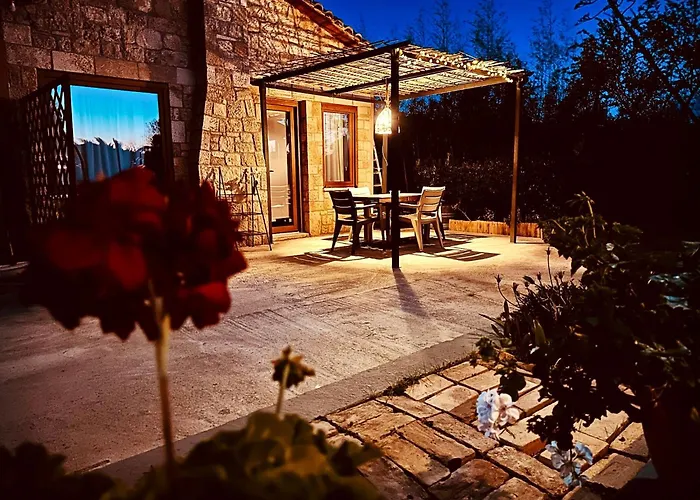 Genari Garden View Retreat * Korakokhórion