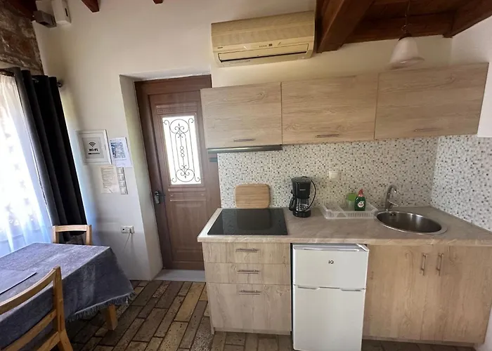 Genari Garden View Retreat Apartment Korakokhórion