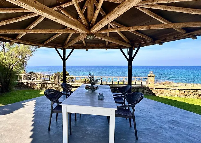 Genari Garden View Retreat Апартаменты *