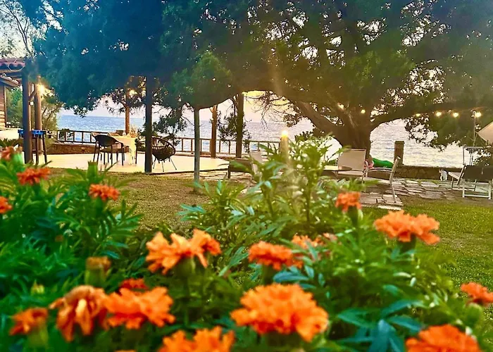 Genari Garden View Retreat * Korakochori